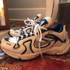 Nike Vintage Sneakers